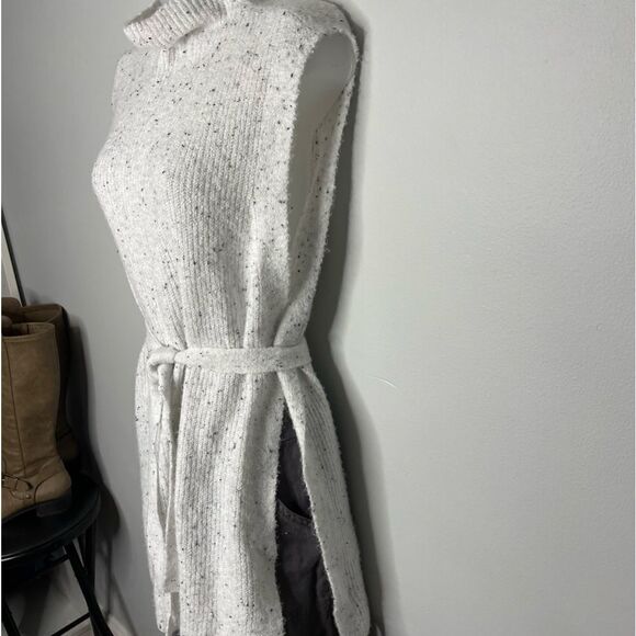 Chloe & Jasmine Long Poncho Sweater Cover Up - Picture 7 of 16